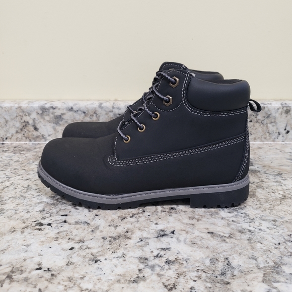 Wonder Nation Boys Boots Black Lace Up Non Marking Sole Boots Size 4 - Picture 7 of 10